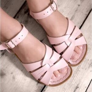 Salt Water Original Shiny Pink - Toddler Sz 8